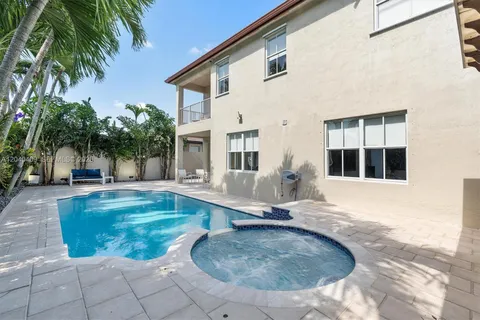 $1,230,000 | 2517 Southwest 148th Court, Miami, FL 33185