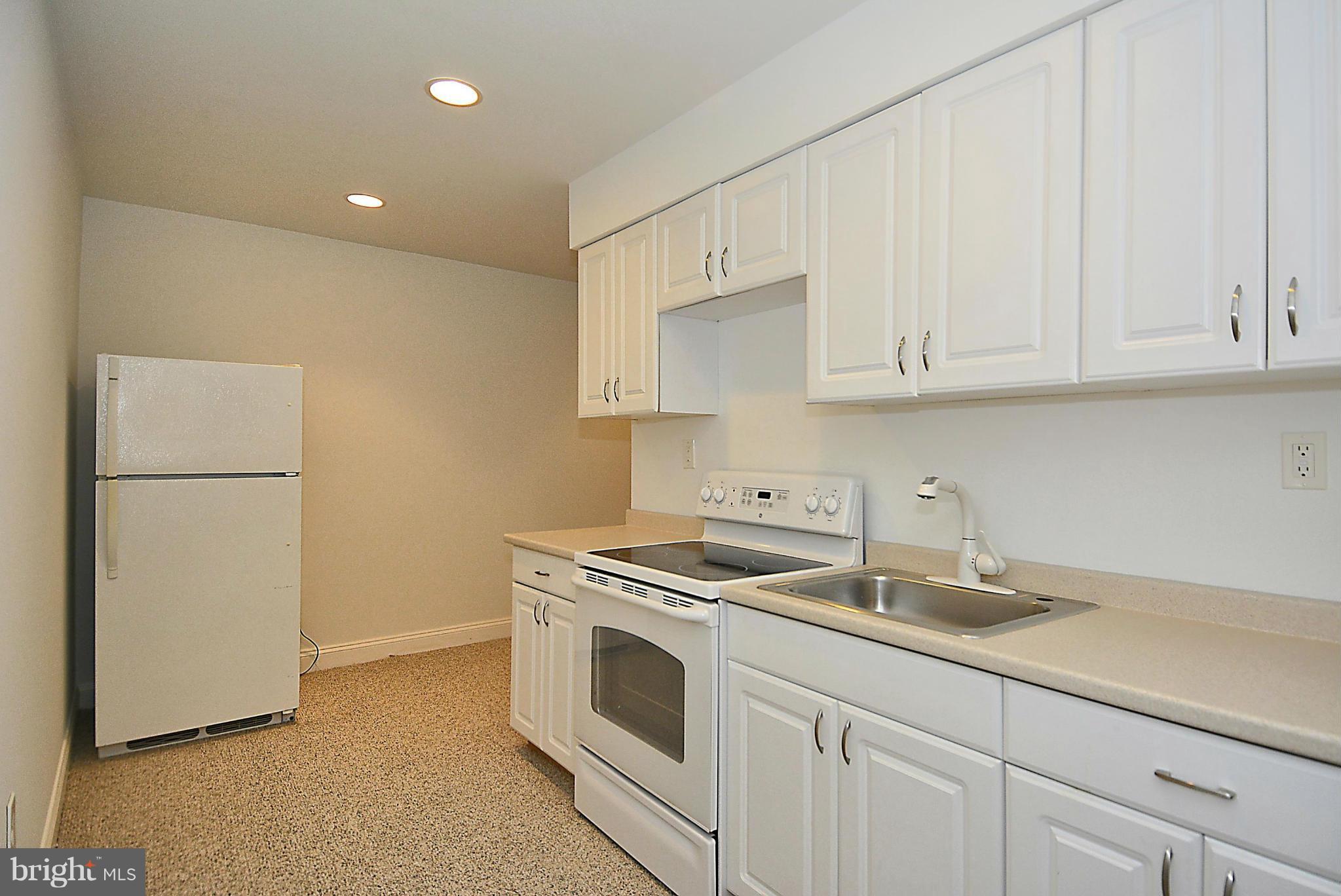 312 Stonington Road Silver Spring, MD 20902 - Photo 21 of 30 Lower level Kitchen