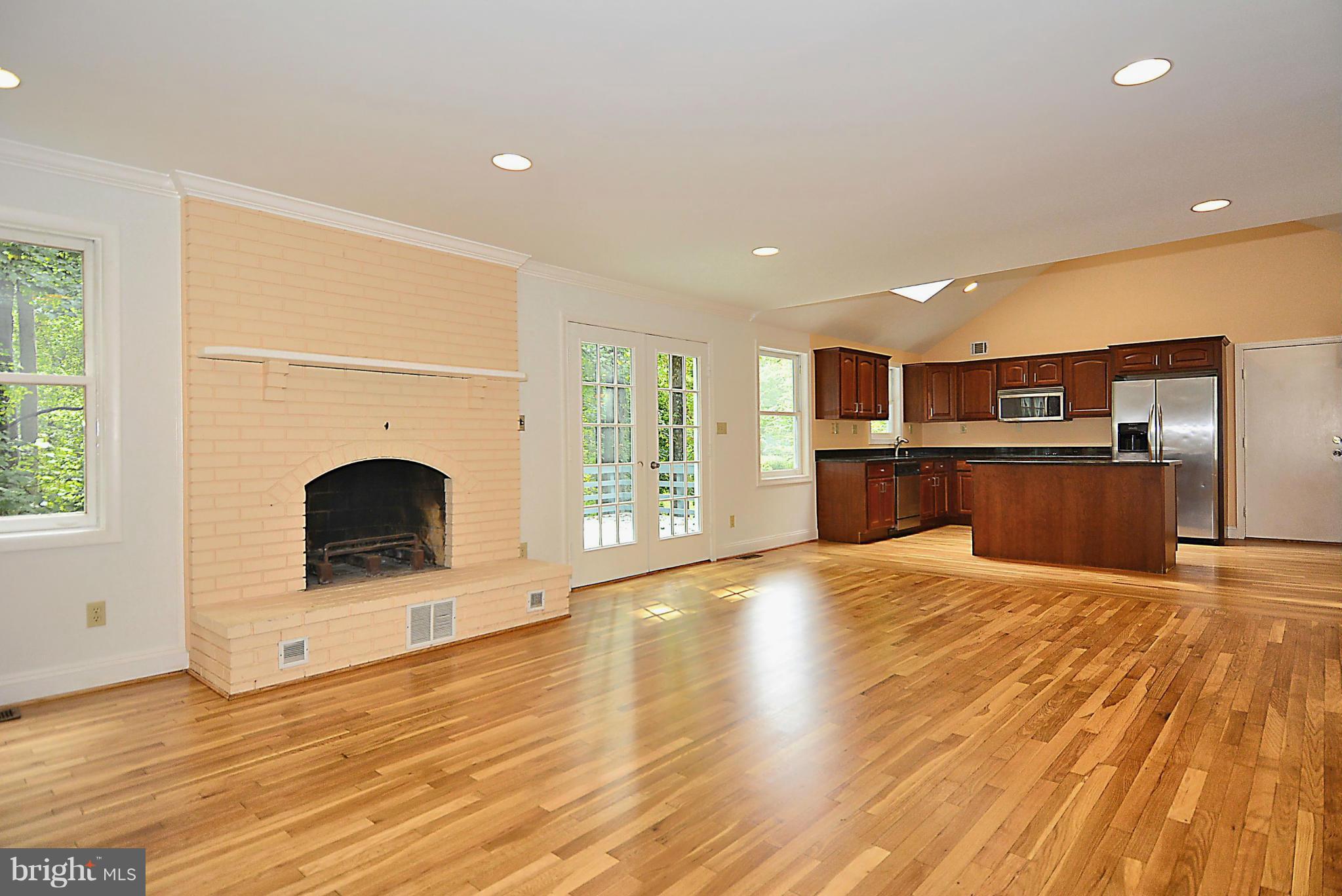 312 Stonington Road Silver Spring, MD 20902 - Photo 7 of 30 Family Room