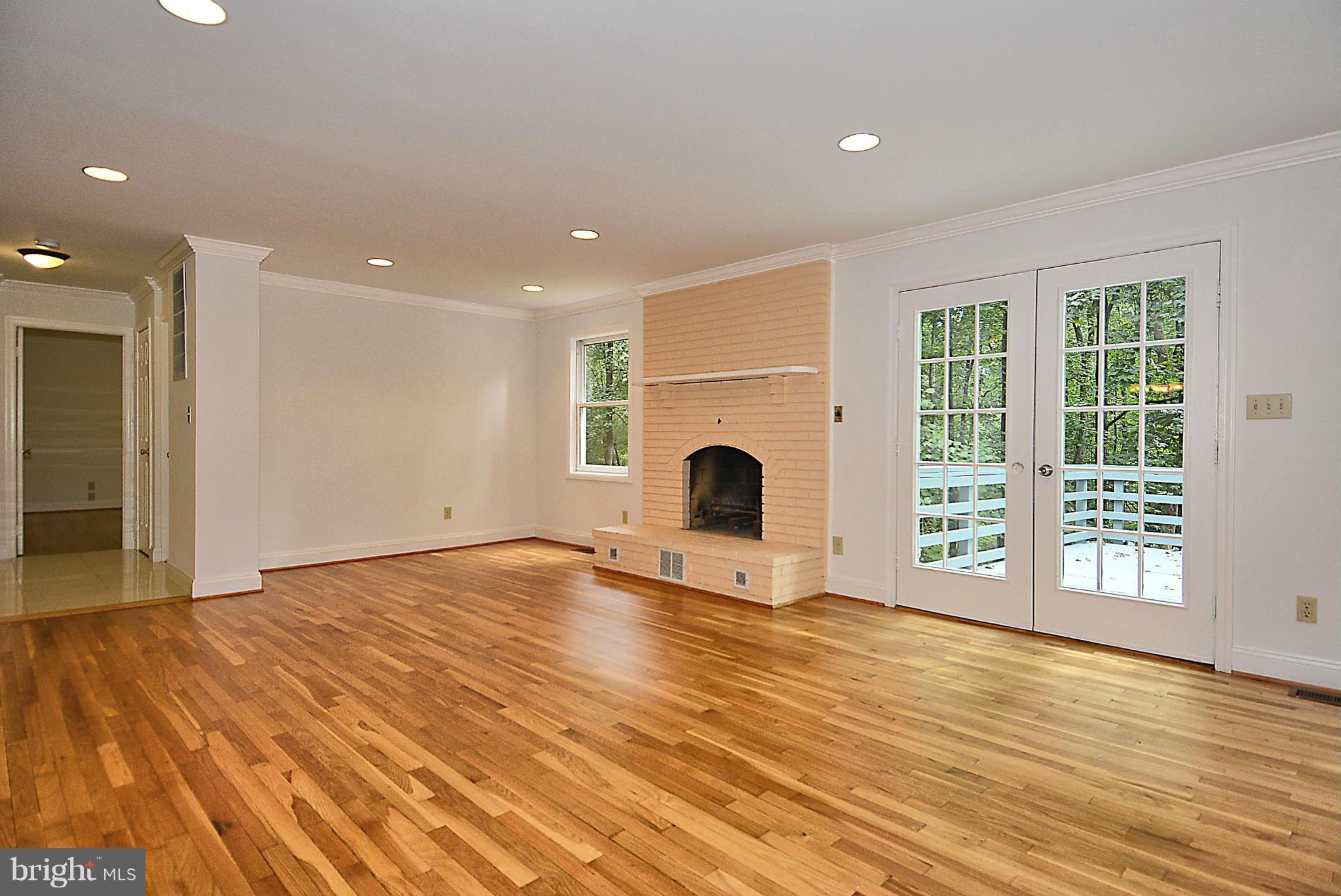 312 Stonington Road Silver Spring, MD 20902 - Photo 8 of 30 Family Room
