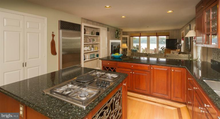 257 Long Point Road Crownsville, MD 21032 - Photo 3 of 30 Kitchen