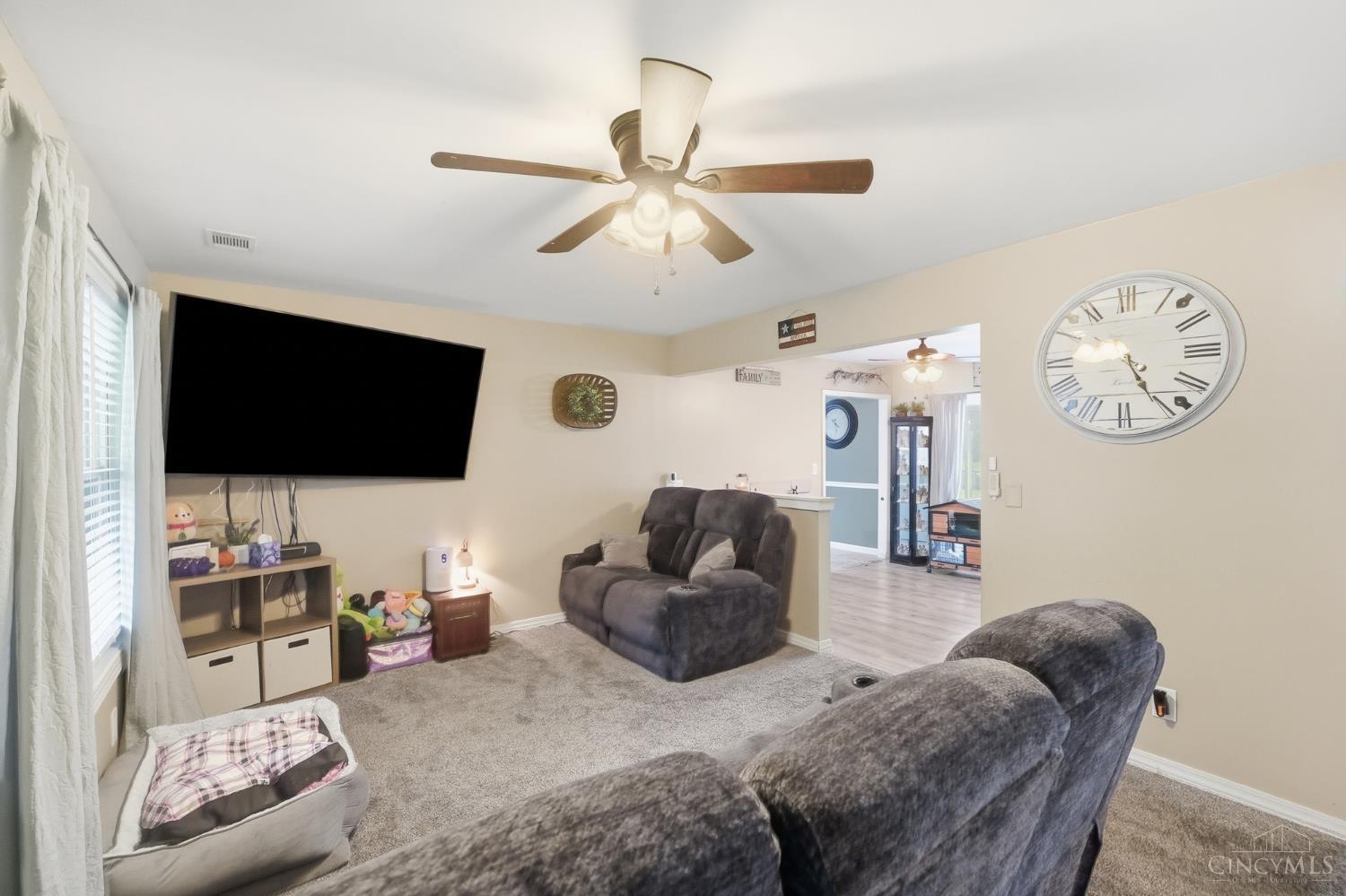 1439 Lyons Road Amelia, OH 45102 - Photo 20 of 43