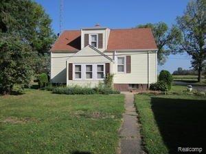 8840 Section Line Road Harbor Beach, MI 48441 - Photo 8 of 9 Rear of home.jpg