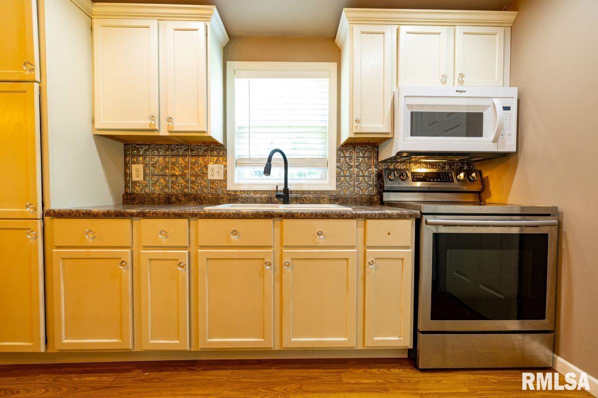 1923 Stonefort Road Stonefort, IL 62987 - Photo 11 of 33