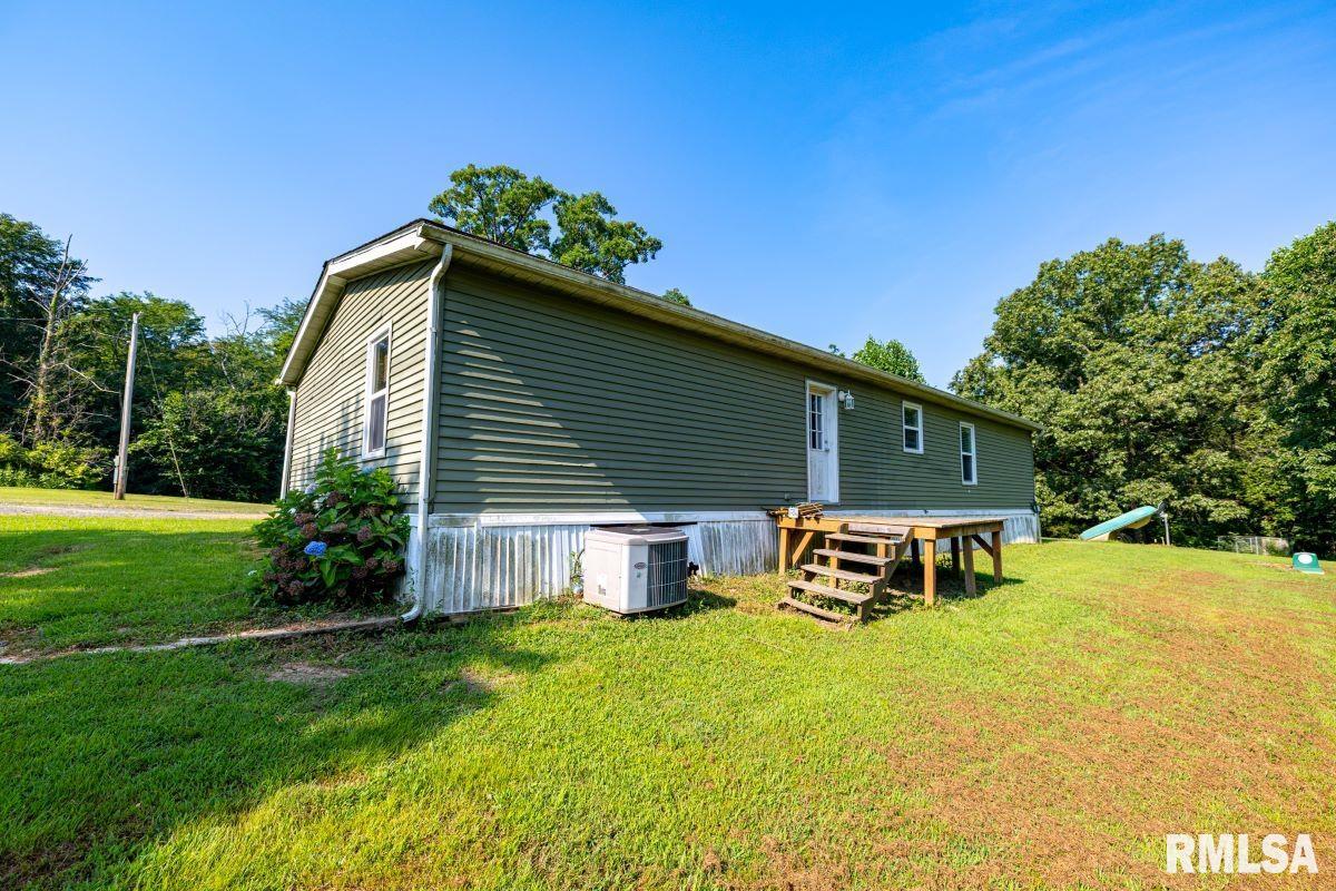 1923 Stonefort Road Stonefort, IL 62987 - Photo 19 of 33