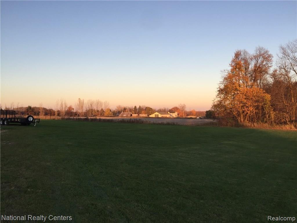 6893 Lothrop Road Imlay City, MI 48444 - Photo 13 of 98 2016-11-07 16.56