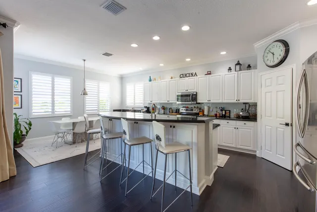 $9,500 | 9760 Roche Place, Wellington, FL 33414