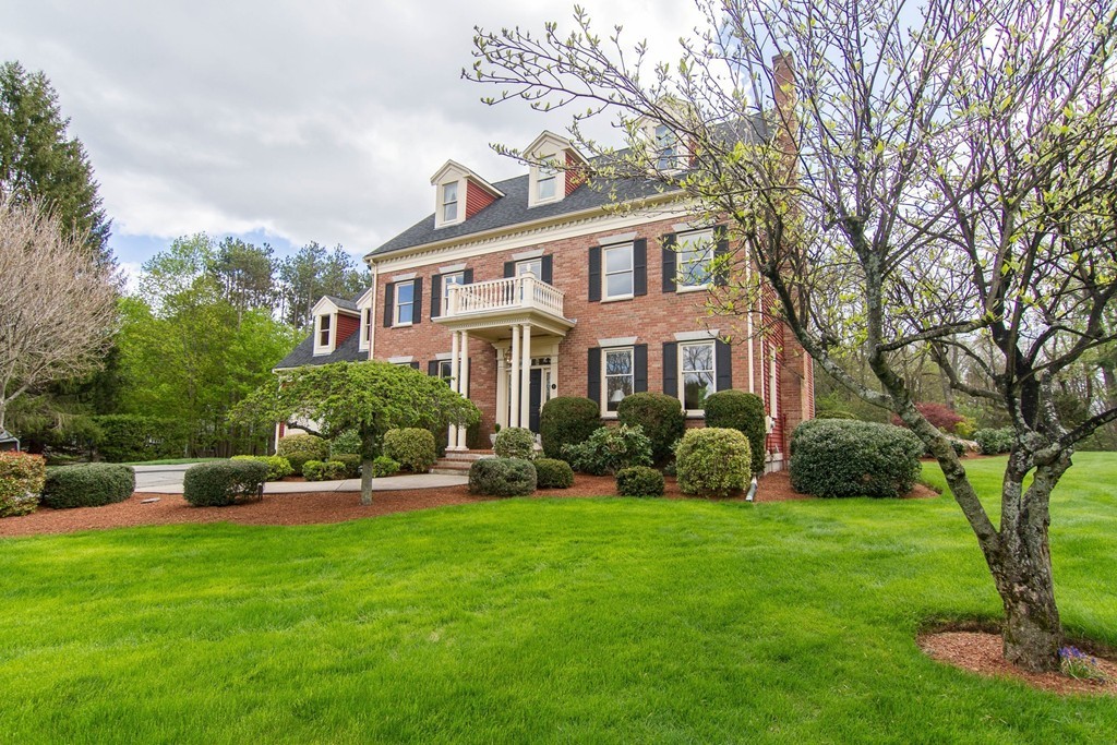 4 Old Town Road Walpole, MA 02081 - Photo 1 of 29 Gallery Image 1