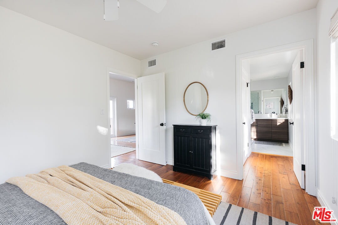 3772 Valleybrink Road Los Angeles, CA 90039 - Photo 14 of 26 Gallery Image 14