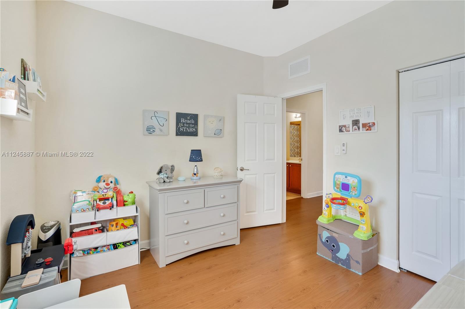 4243 Southwest 164th Path, Unit 4243 Miami, FL 33185 - Photo 17 of 31 Gallery Image 17