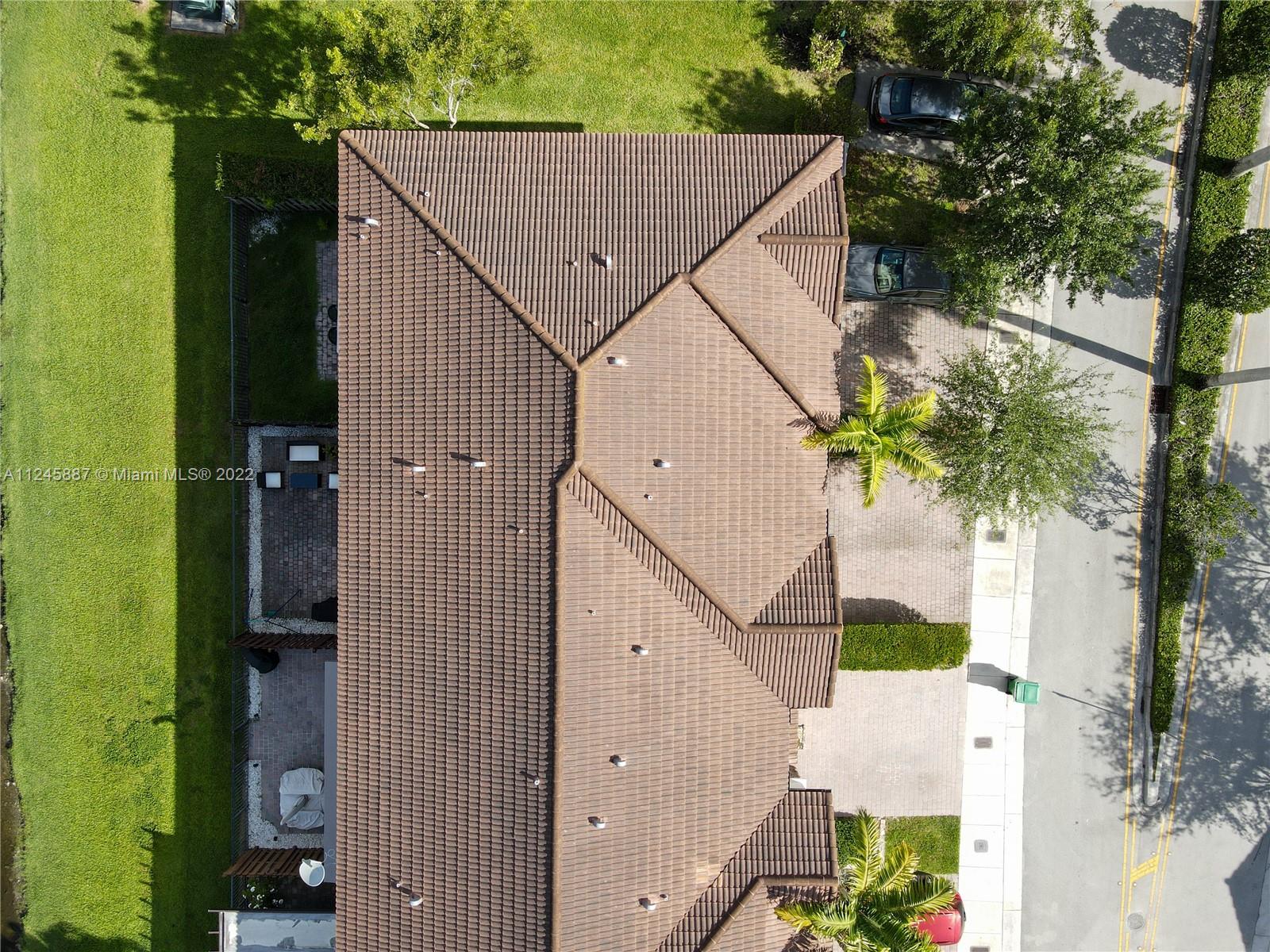 4243 Southwest 164th Path, Unit 4243 Miami, FL 33185 - Photo 26 of 31 Gallery Image 26