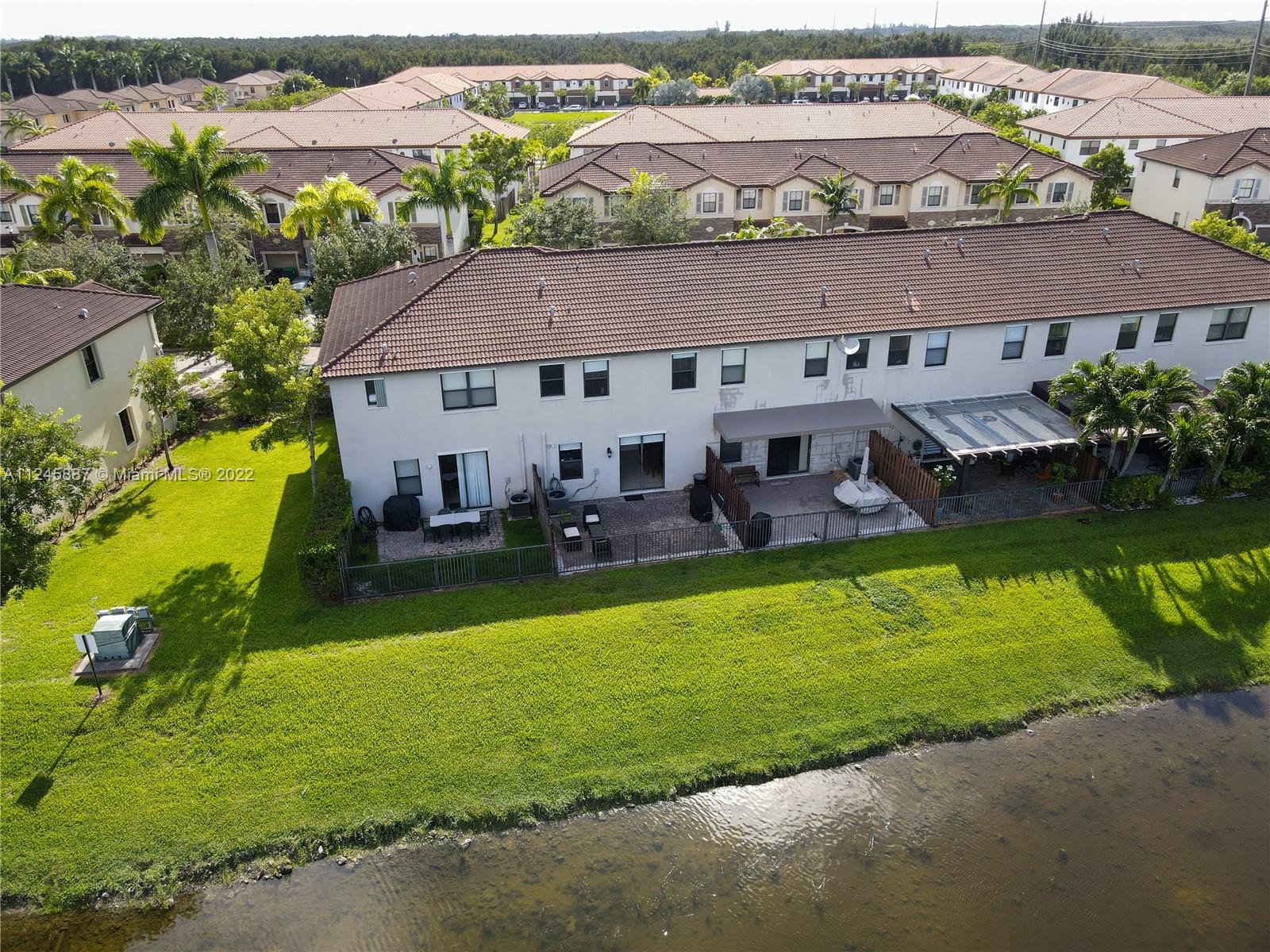 4243 Southwest 164th Path, Unit 4243 Miami, FL 33185 - Photo 27 of 31 Gallery Image 27