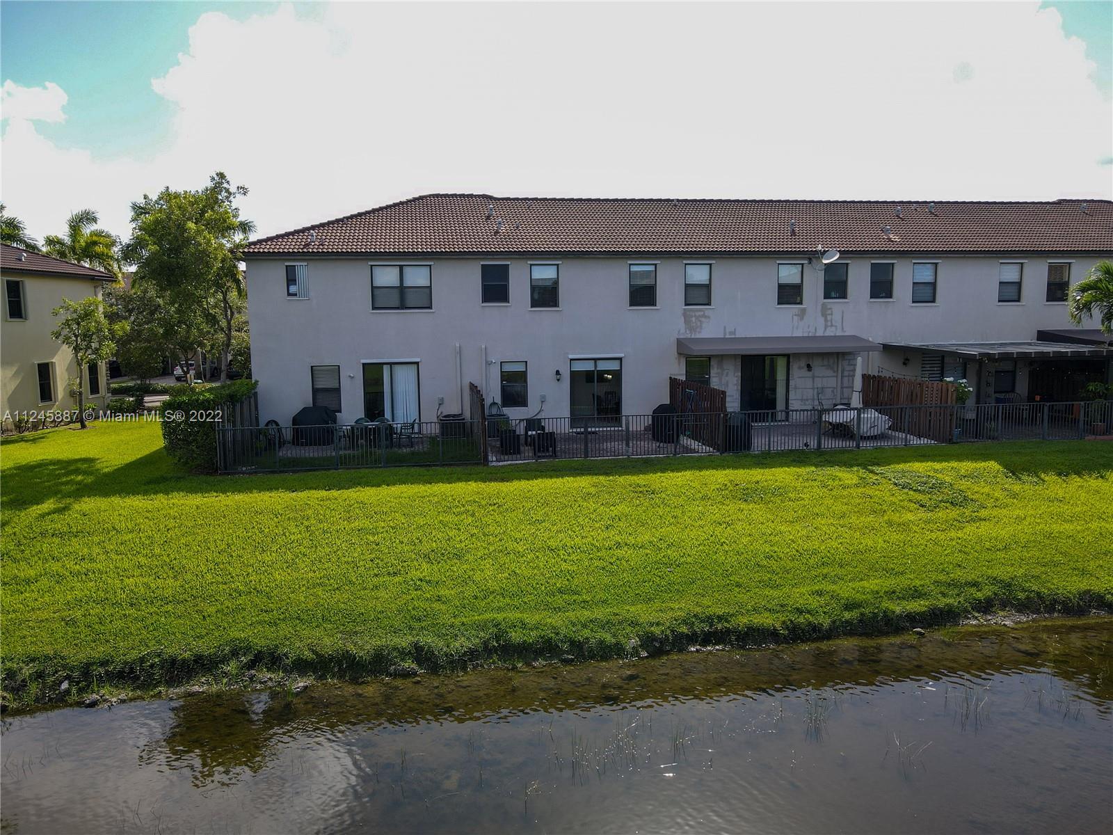 4243 Southwest 164th Path, Unit 4243 Miami, FL 33185 - Photo 28 of 31 Gallery Image 28