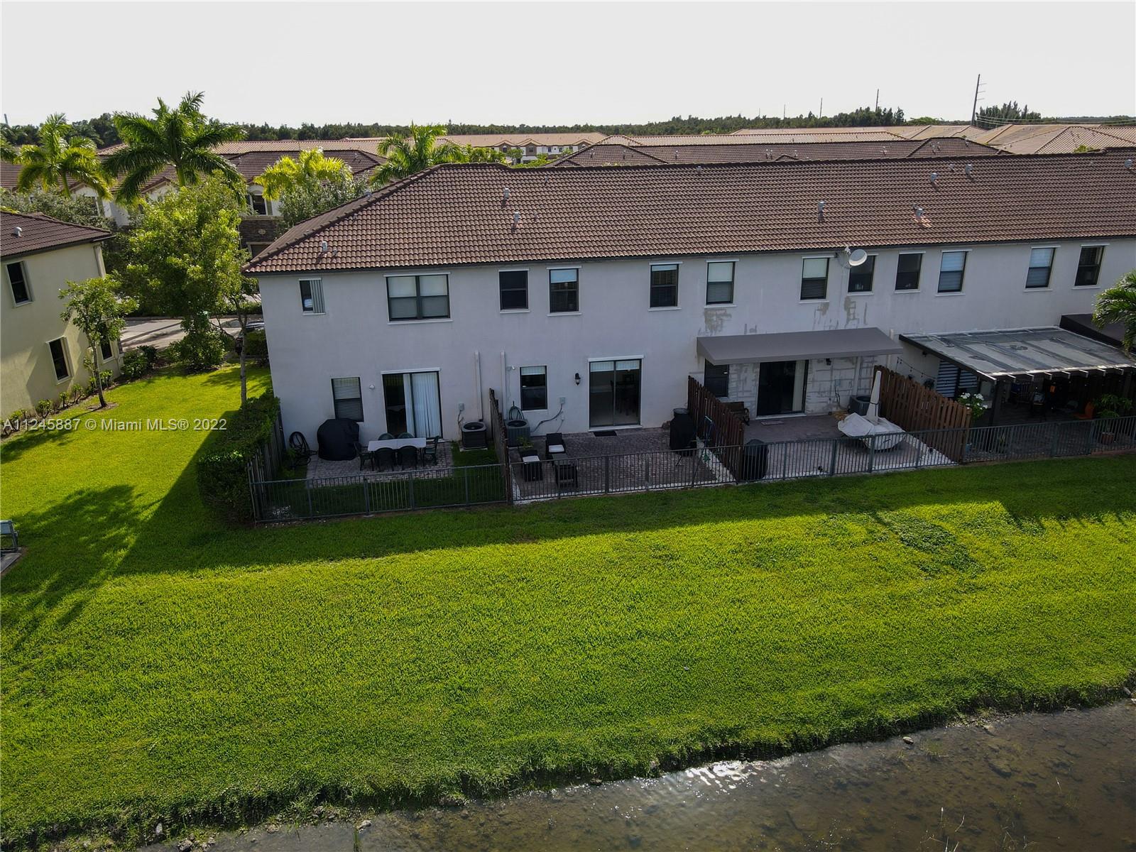 4243 Southwest 164th Path, Unit 4243 Miami, FL 33185 - Photo 29 of 31 Gallery Image 29