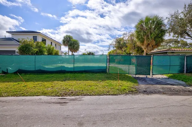 $1,174,000 | 254 Capri Avenue, Lauderdale-by-the-Sea, FL 33308