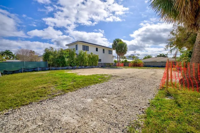 $1,174,000 | 254 Capri Avenue, Lauderdale-by-the-Sea, FL 33308