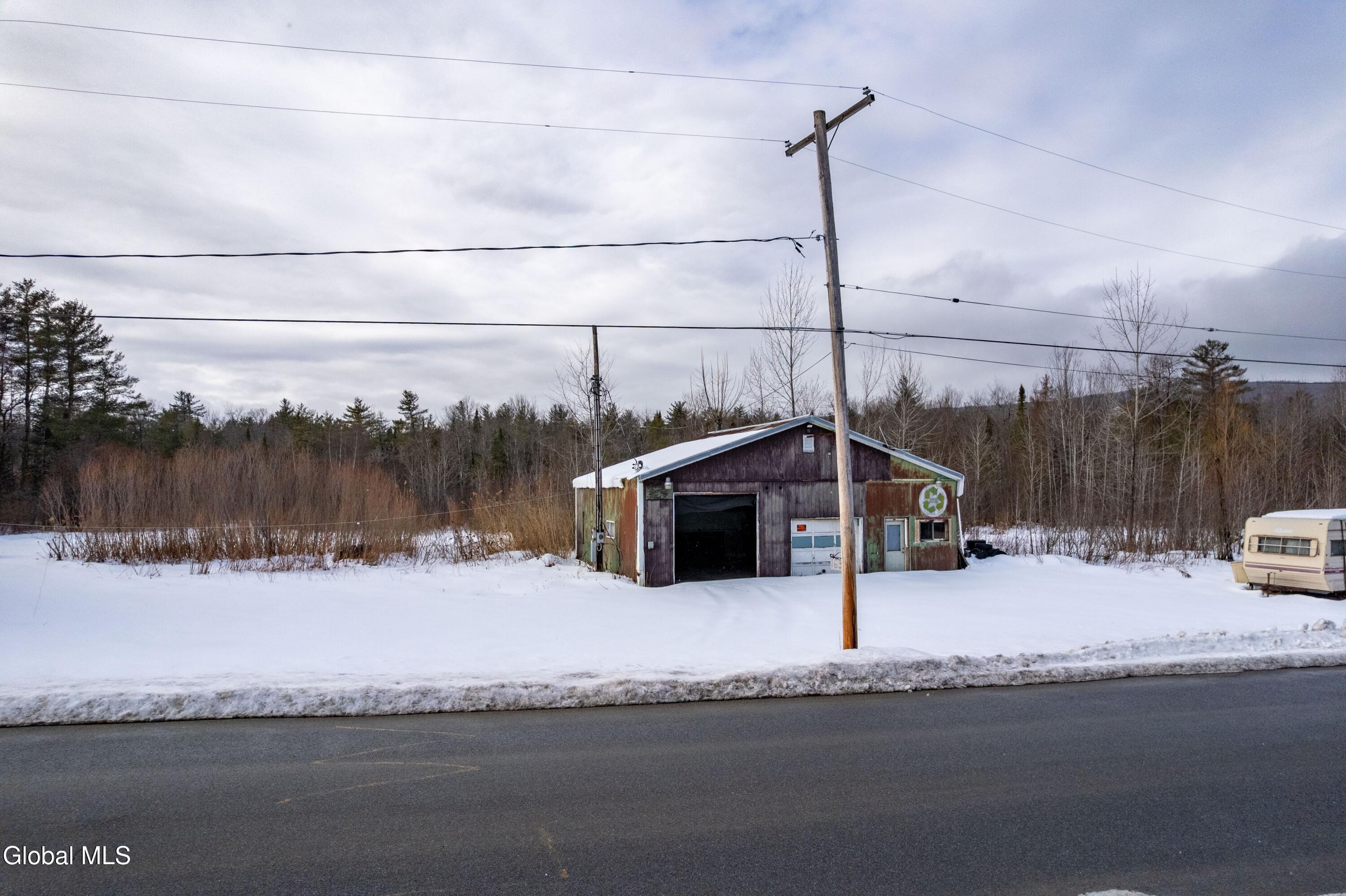 163 Jackson Summit Road Mayfield, NY 12117 - Photo 3 of 28 17-163 Jackson Summit