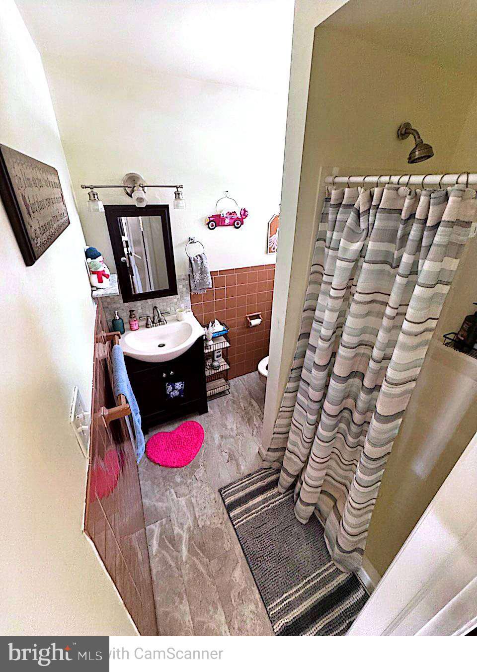 409 Swarthmore Road Glassboro, NJ 08028 - Photo 10 of 14 a living room with a rug