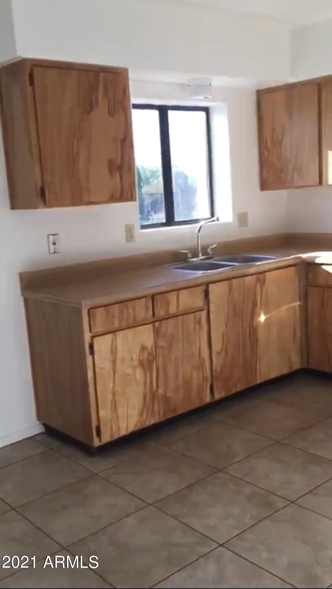 438 Avenida Oriol Rio Rico, AZ 85648 - Photo 3 of 10 IMG_4970