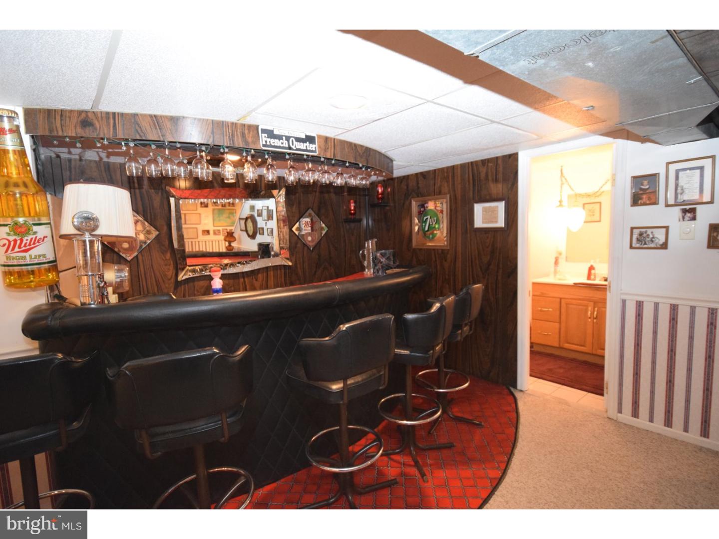 104 Grandview Road Springfield, PA 19064 - Photo 15 of 24 Wet Bar