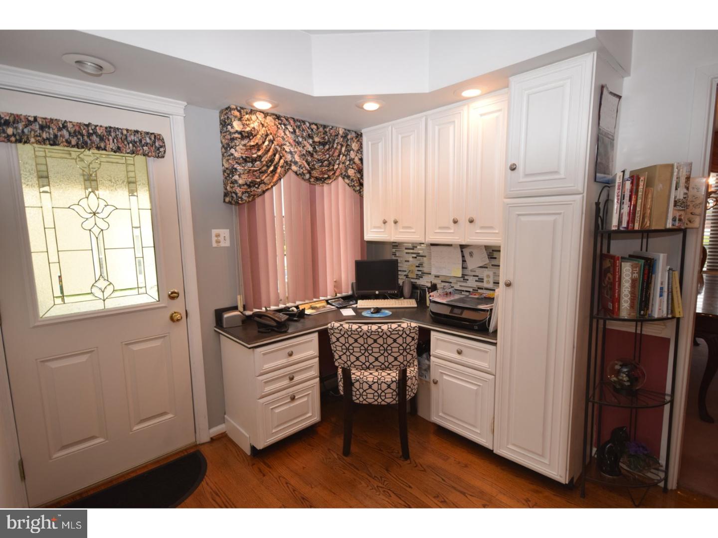 104 Grandview Road Springfield, PA 19064 - Photo 8 of 24 Kitchen