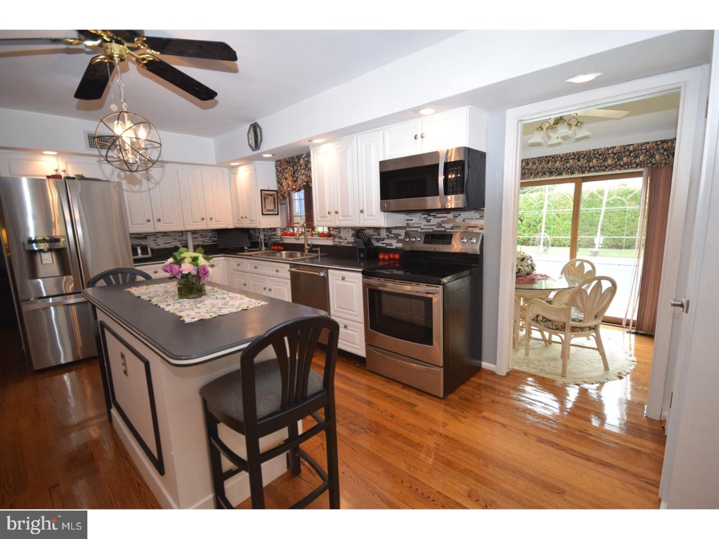 104 Grandview Road Springfield, PA 19064 - Photo 9 of 24 Kitchen