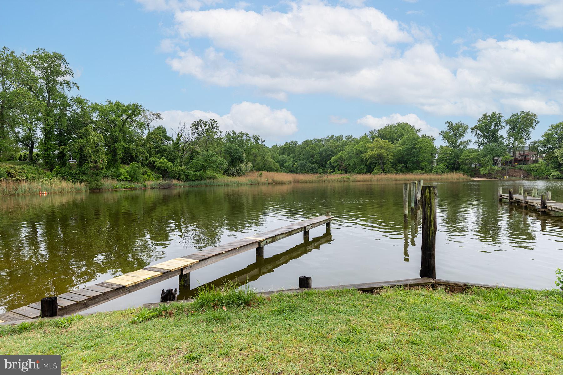 8422 Geneva Road Pasadena, MD 21122 - Photo 38 of 41 Pier