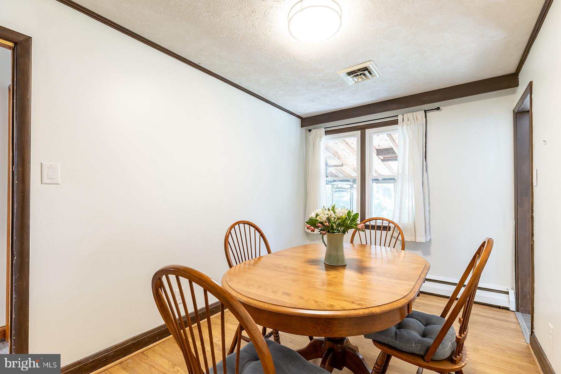 8422 Geneva Road Pasadena, MD 21122 - Photo 9 of 41 Dining Room