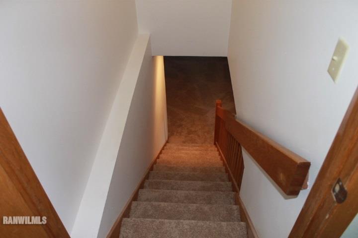 122 North Brodrecht Road Galena, IL 61036 - Photo 18 of 23 a view of entryway