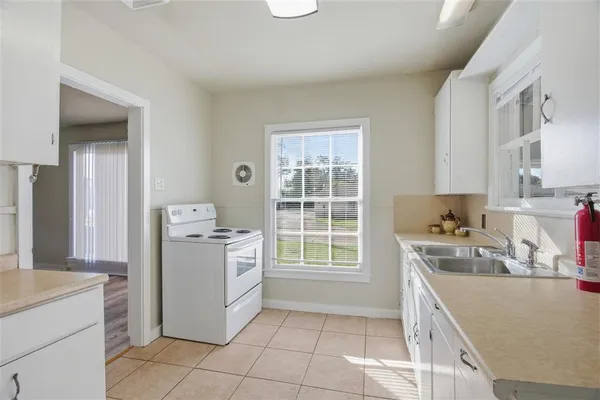 $125,000 | 521 East Oak Lane, Lake Charles, LA 70605