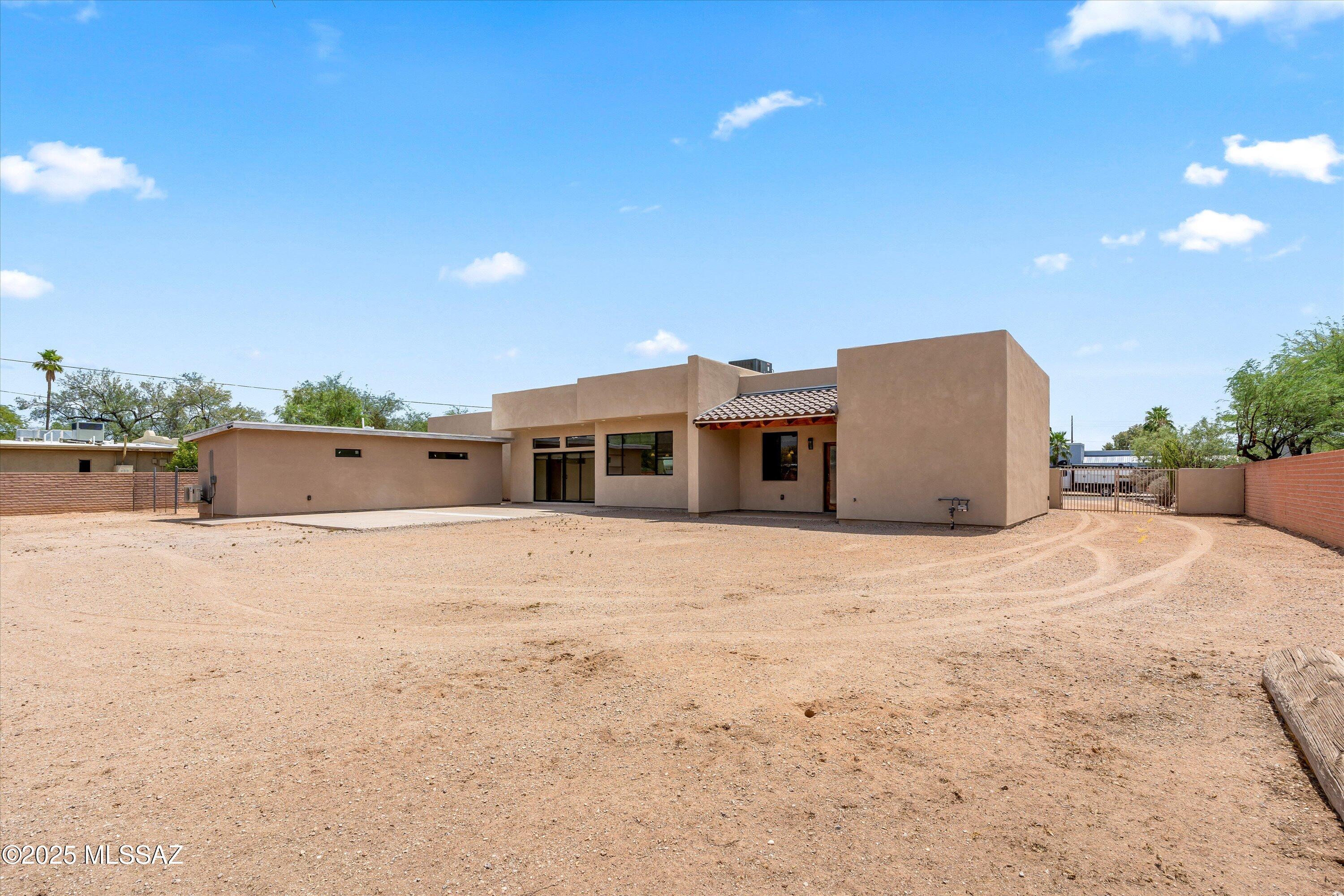 1915 East Lind Road Tucson, AZ 85719 - Photo 38 of 39