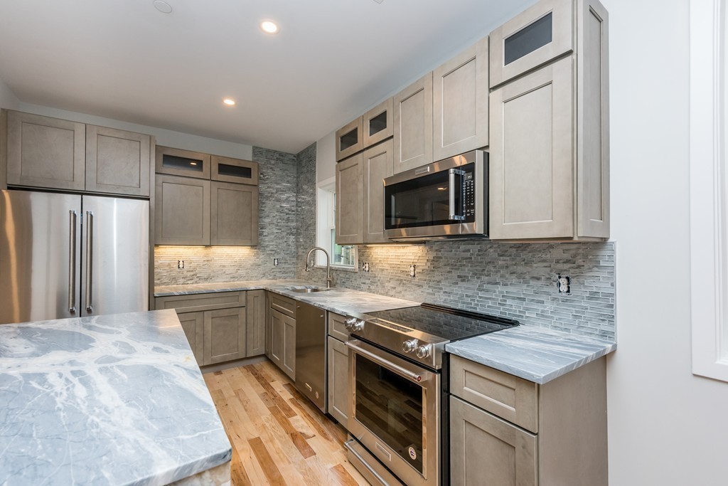 37 Kimball Street, Unit 2 Boston, MA 02122 - Photo 3 of 12