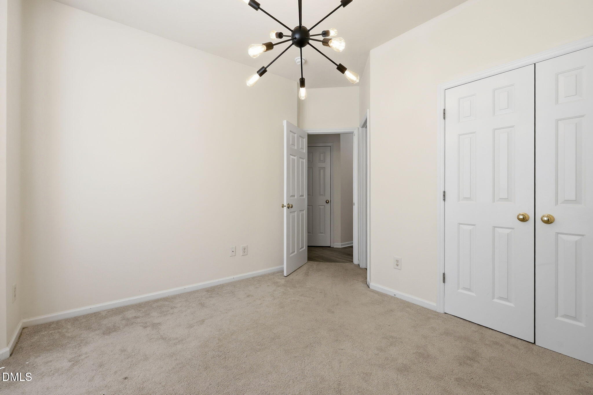 11 Signet Drive Durham, NC 27705 - Photo 29 of 52 38-web-or-mls-IMG_0394