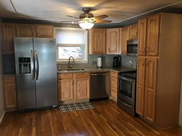 31 Jane Road Methuen, MA 01844 - Photo 4 of 19 Gallery Image 4
