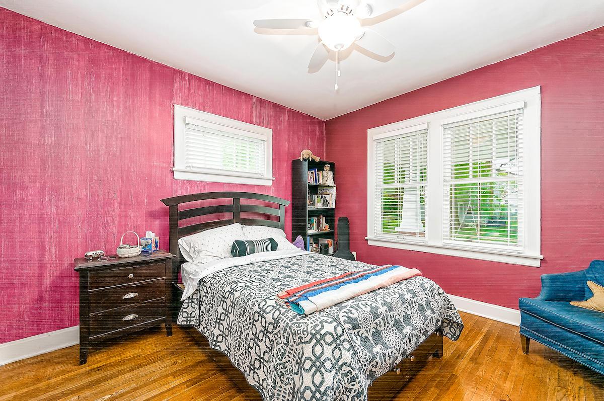 758 South Cassingham Road Columbus, OH 43209 - Photo 17 of 39
