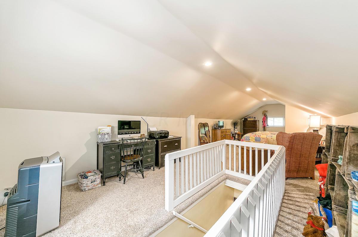 758 South Cassingham Road Columbus, OH 43209 - Photo 25 of 39
