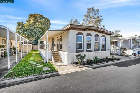 $225,000 | 2122 Dalis Drive, Concord, CA 94520