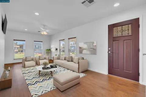 $225,000 | 2122 Dalis Drive, Concord, CA 94520