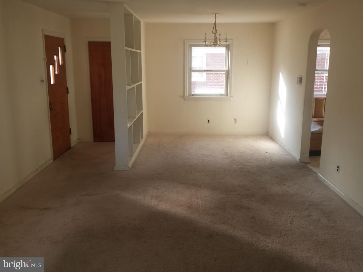 1021 Wayne Road Barrington, NJ 08033 - Photo 4 of 9