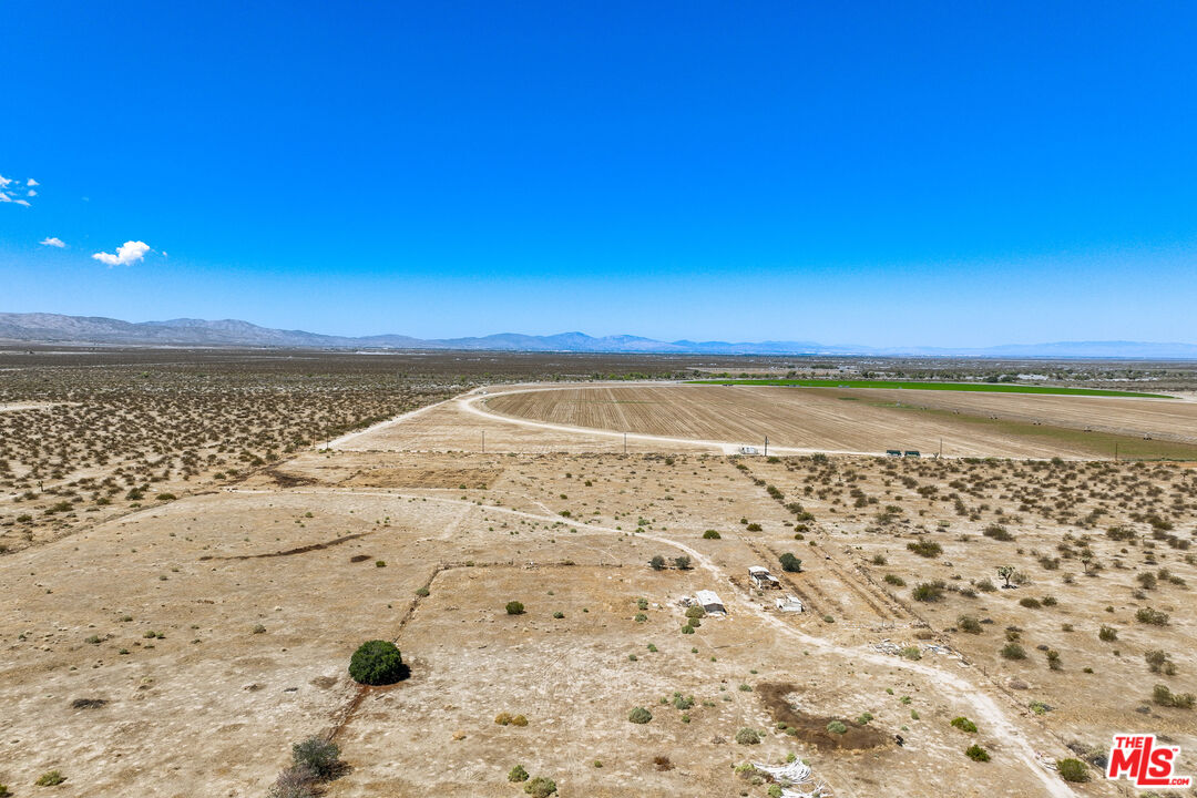 36901 165th Street East Llano, CA 93544 - Photo 15 of 18 a view of beach and ocean