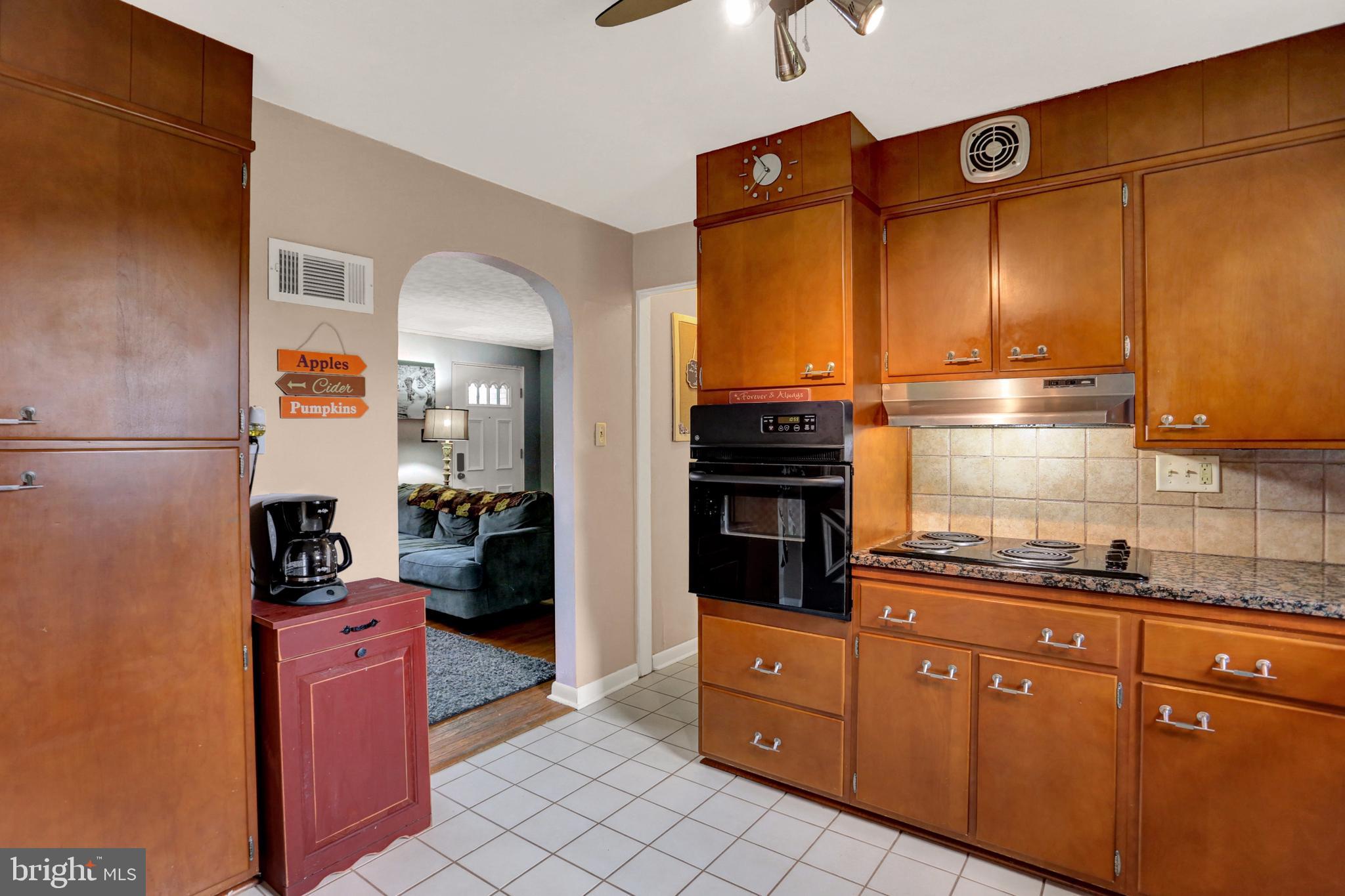 3603 Ridgeway Road Harrisburg, PA 17109 - Photo 7 of 29 Gallery Image 7