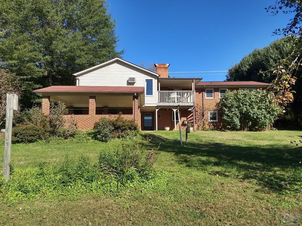 1270 Amherst Road Morganton, NC 28655 - Photo 3 of 35 Gallery Image 3