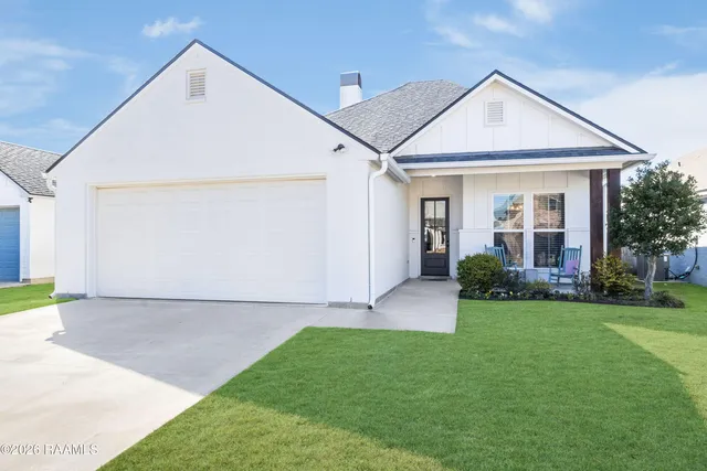 $299,000 | 202 San Sebastian Drive, Youngsville, LA 70592