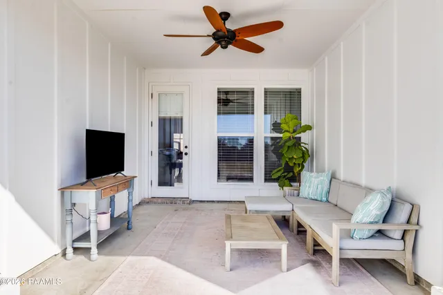 $299,000 | 202 San Sebastian Drive, Youngsville, LA 70592