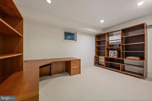 $2,750,000 | 6 Hunt Club Lane, Malvern, PA 19355