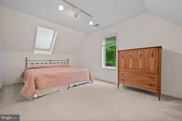 $2,750,000 | 6 Hunt Club Lane, Malvern, PA 19355