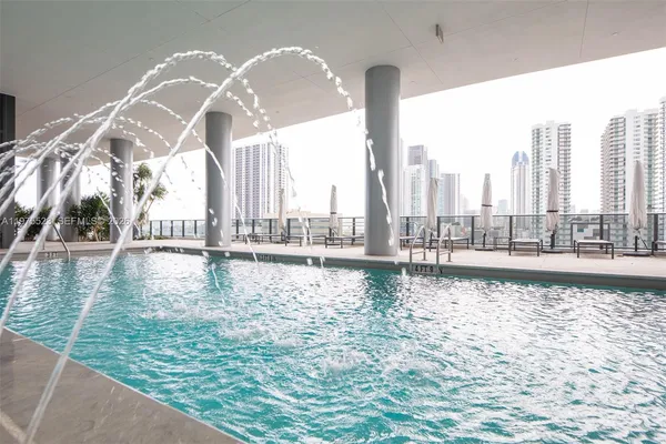 $3,900 | 1600 Northeast 1st Avenue, Unit 1506, Miami, FL 33132