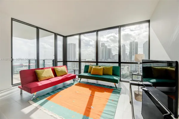 $3,900 | 1600 Northeast 1st Avenue, Unit 1506, Miami, FL 33132