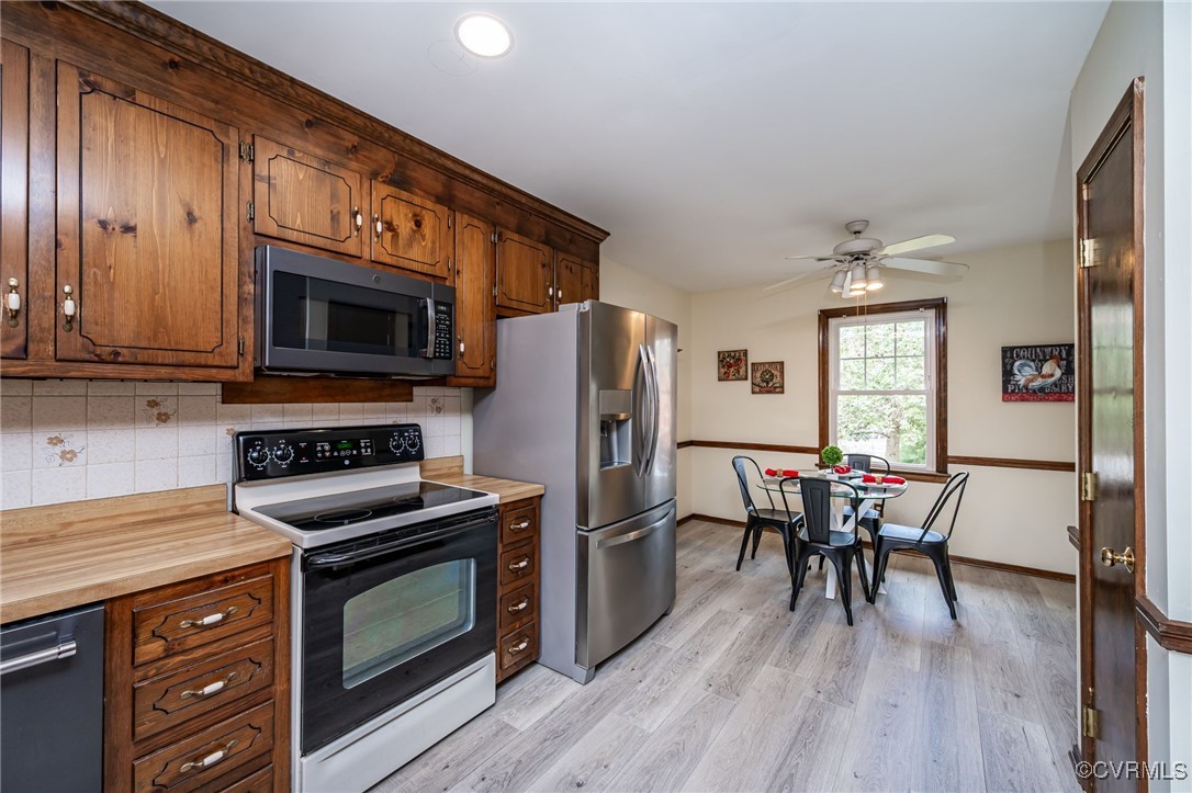 4724 Brookridge Road Chesterfield, VA 23832 - Photo 6 of 23 Kitchen featuring newer stainless-steel refrigerat