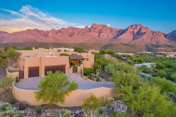 $1,265,000 | 11470 North Copperbelle Place, Tucson, AZ 85737